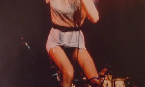 
				
					Cyndi Lauper, 70 anos: artista cantou em banda de rock antes da fama
				
				