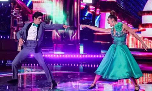 
				
					'Dança dos Famosos': Semifinal será exibida neste domingo (25)
				
				