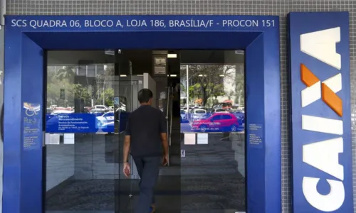 
				
					Desenrola Brasil: agências da Caixa abrem 1h mais cedo na sexta (21)
				
				