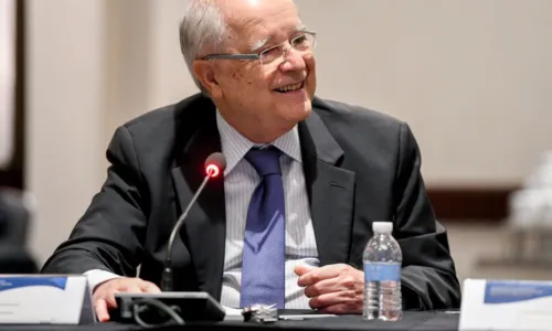 
				
					Ex-embaixador Sérgio Amaral morre aos 79 anos em São Paulo
				
				