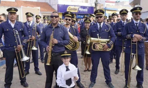 
				
					Filarmônicas celebram o Bicentenário da Independência em Salvador
				
				