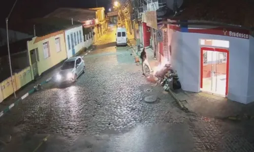 
				
					Homem é flagrado ateando fogo em mercado na Bahia
				
				