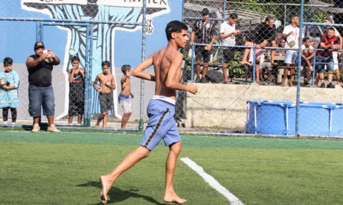 
				
					Luva de Pedreiro joga partida da Taça das Favelas no Vidigal
				
				