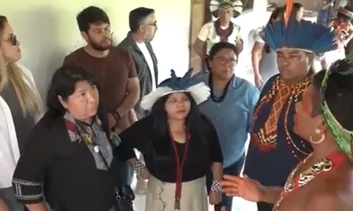 
				
					Ministra dos Povos Indígenas visita Bahia e conversa com lideranças
				
				