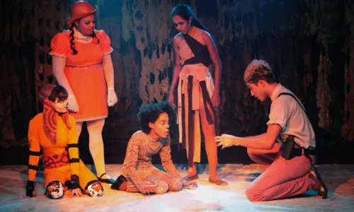 
				
					Musical infantil 'Em Busca de Oz' se apresenta em Salvador
				
				