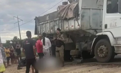 
				
					Operário é atropelado durante sinalização de rodovia na Bahia
				
				