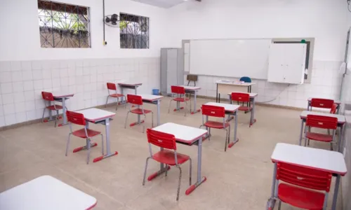 
				
					Prefeitura de Lauro de Freitas anuncia concurso para rede municipal de ensino
				
				
