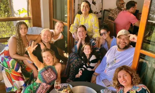 
				
					Preta Gil recebe visita de amigos e família em São Paulo: 'Muito amor'
				
				