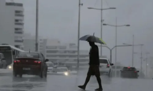 
				
					Previsão do tempo para terça (21) em Salvador é de chuva e rajadas de vento
				
				