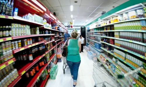 
				
					Salvador: Preço da cesta básica aumenta mais de 1% em maio, diz Dieese
				
				