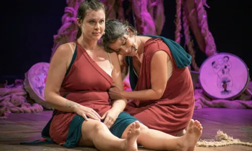
				
					Samara Felippo debate maternidade em peça: 'Ninguém falava sobre o outro lado'
				
				