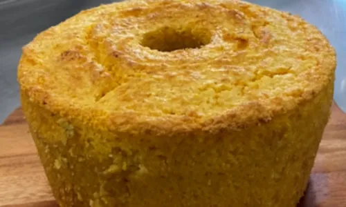 Aprenda receita fácil de bolo de milho de liquidificador