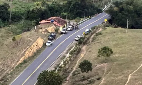 
				
					Seis homens morrem durante operação policial no interior da Bahia
				
				