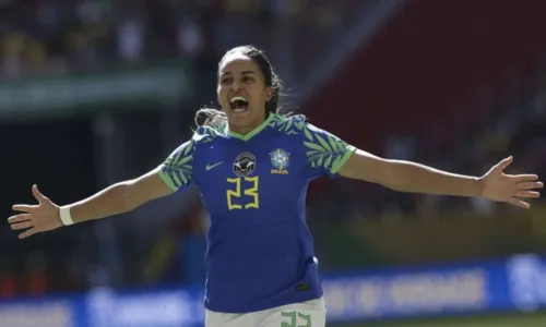 
				
					Seleção feminina goleia Chile em último jogo antes da Copa do Mundo
				
				