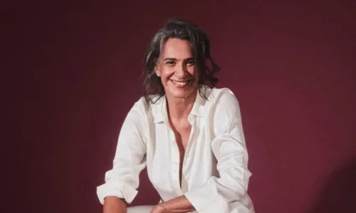 
		Simone traz para Salvador turnê que celebra 50 anos de carreira