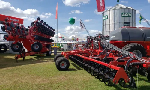 
				
					Super máquinas agrícolas são destaque na Bahia Farm Show 2023
				
				