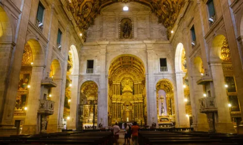 
				
					'Te Deum' do Bicentenário da Independência será na Catedral Basílica
				
				