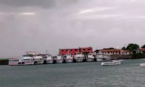 
				
					Travessia Salvador-Mar Grande não opera nesta terça (4) devido ao mau tempo
				
				