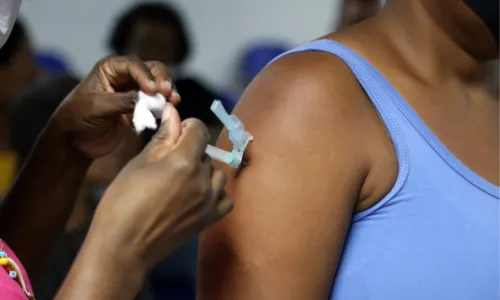 
				
					Veja esquema de vacinação contra Covid-19 e gripe em Salvador na quarta
				
				