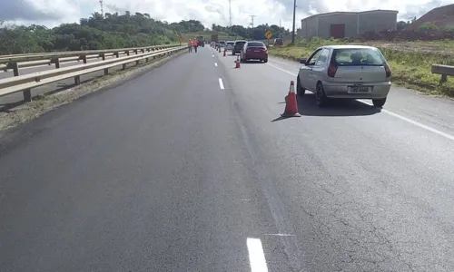 
				
					Via Parafuso passará por manutenção de pavimento até domingo (16)
				
				