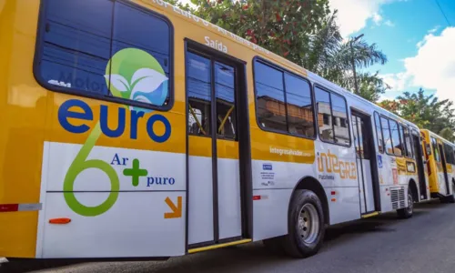
				
					Vinte ônibus com ar-condicionado são incluídos na frota de Salvador
				
				