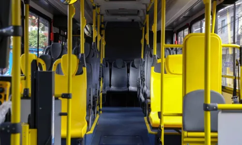 
				
					Vinte ônibus com ar-condicionado são incluídos na frota de Salvador
				
				
