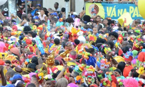 
				
					Bloco As Muquiranas anuncia tema para Carnaval de 2024
				
				