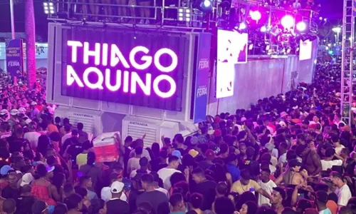 
				
					Thiago Aquino arrasta multidão em Micareta: 'Sonho realizado'
				
				