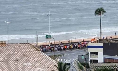 
				
					Caminhada da 1ª Igreja Batista do Brasil reúne centenas de pessoas
				
				