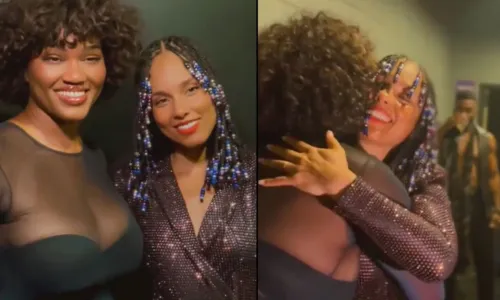 
				
					Luedji Luna encontra Alicia Keys nos bastidores de show no Brasil
				
				