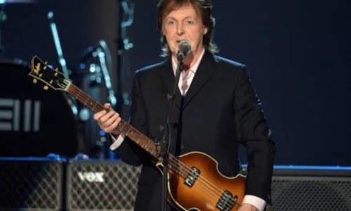 
				
					Paul McCartney fará shows no Brasil em novembro, afirma jornalista
				
				