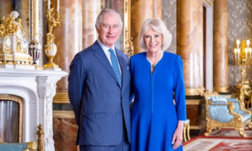 
				
					Rei Charles III é coroado neste sábado, em Londres
				
				
