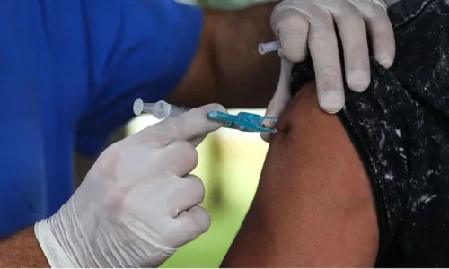 
				
					Vacina contra gripe é liberada para pessoas acima de 6 meses em Lauro
				
				