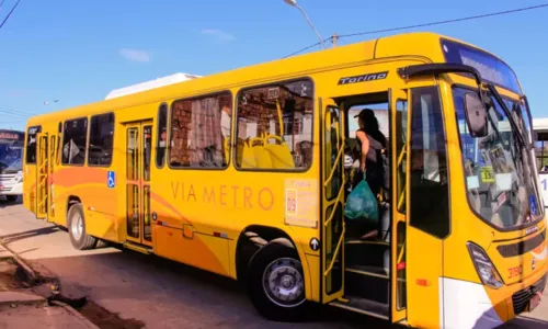 
				
					Tarifa de ônibus de Ilhéus tem aumento de R$ 1
				
				