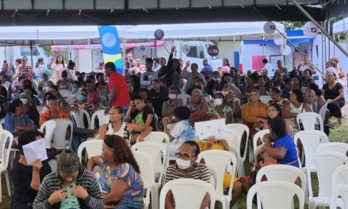 
				
					Mutirão do Bahia Meio Dia atende mais de 400 pessoas nesta quinta (11)
				
				