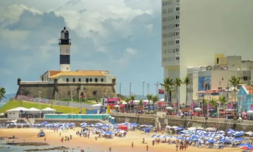 
				
					Salvador tem 19 praias impróprias para banho no fim de semana
				
				