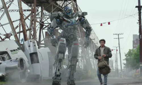 
				
					Novo vídeo de 'Transformers: O Despertar das Feras' revela personagens
				
				