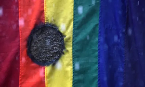 
				
					Exposição reforça importância de combater LGBTfobia em Salvador
				
				