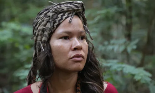 
				
					Olinda Tupinambá: indígena e cineasta fala sobre jeito de fazer cinema
				
				