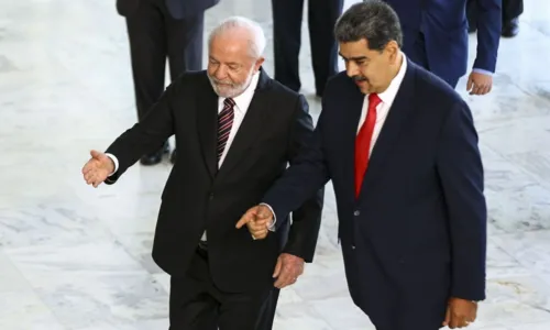 
				
					Lula e Nicolás Maduro se encontram para reunião nesta segunda (29)
				
				