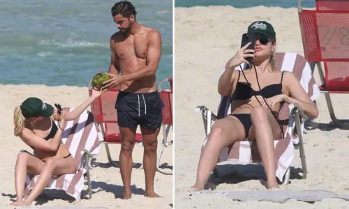 
				
					Agatha Moreira e Rodrigo Simas dão beijaço em praia do Rio de Janeiro
				
				