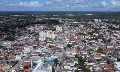 
				
					Alagoinhas: como chegar, onde ficar e onde curtir o São João
				
				