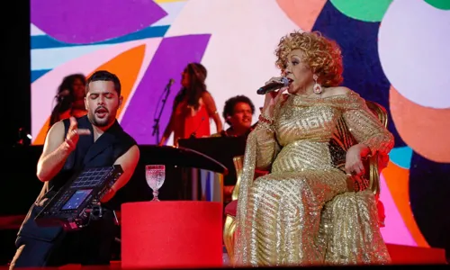 
				
					Alcione homenageia Rita Lee em apresentação com Pedro Sampaio; assista
				
				