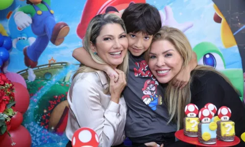 
				
					Antonia Fontenelle comemora aniversário do filho de 7 anos; FOTOS
				
				