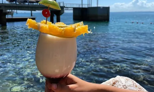 
				
					Bora Ali? Conheça restaurantes com vista para o mar em Salvador
				
				