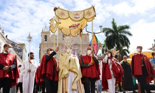 
				
					Cardeal presidirá missa de Corpus Christi na Catedral Basílica
				
				