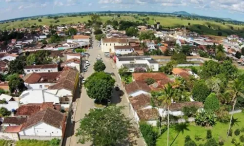 
				
					Conceição do Almeida: como chegar, onde ficar e onde curtir o São João
				
				