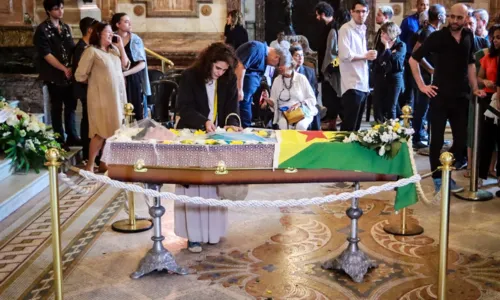 
				
					Corpo do músico João Donato é velado no Rio de Janeiro; FOTOS
				
				