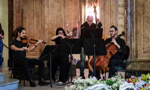 
				
					Corpo do músico João Donato é velado no Rio de Janeiro; FOTOS
				
				