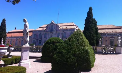 
				
					Dez coisas para fazer em Lisboa em sua viagem a Portugal
				
				